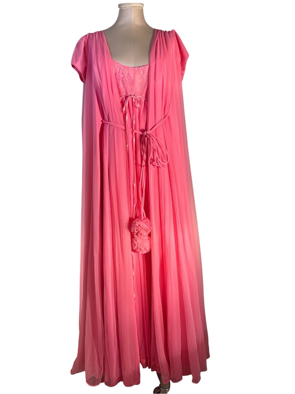 Lucie Ann Layered Pink Chiffon Peignoir Set with Pom Accents! Rare find! Sz M